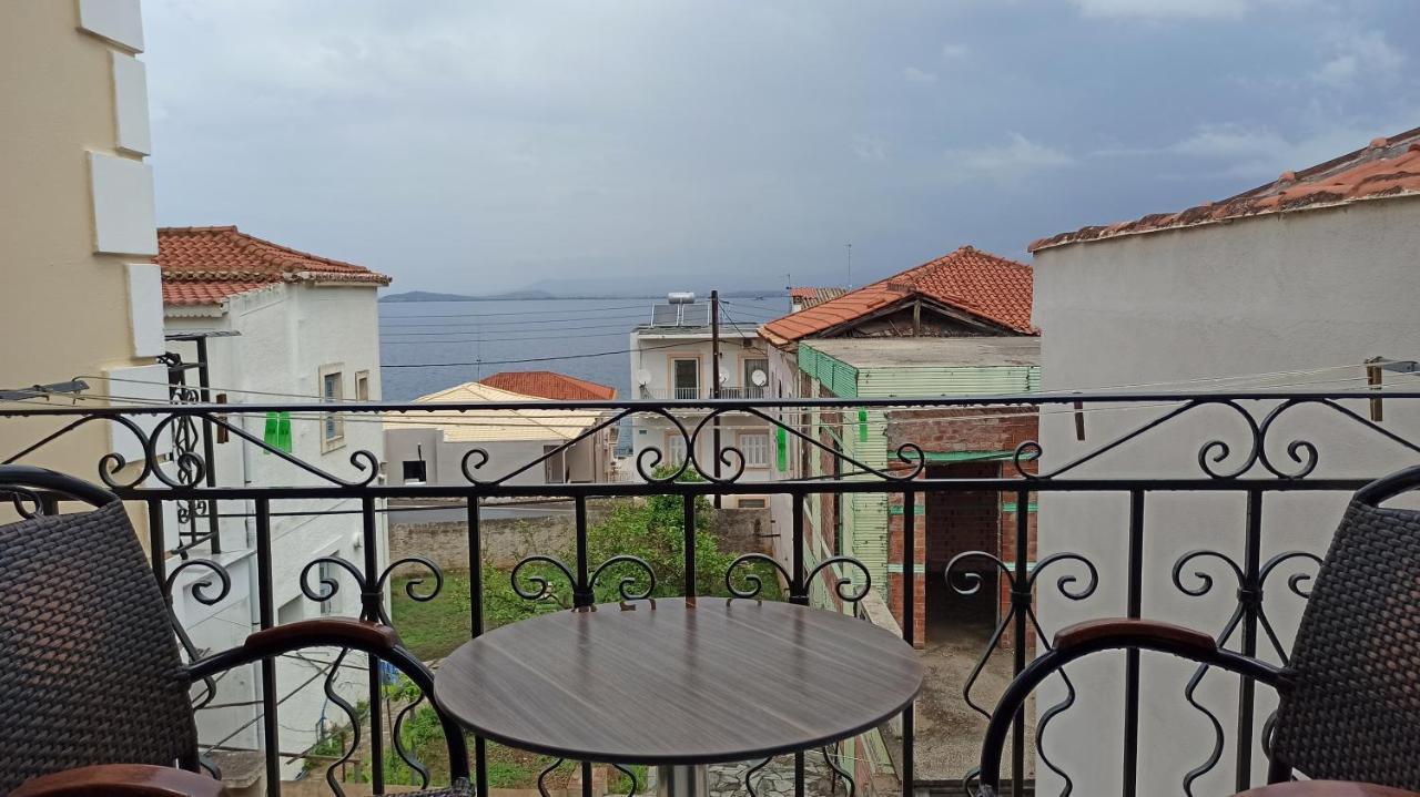 Aparthotel To Kastro Pilos Exterior foto