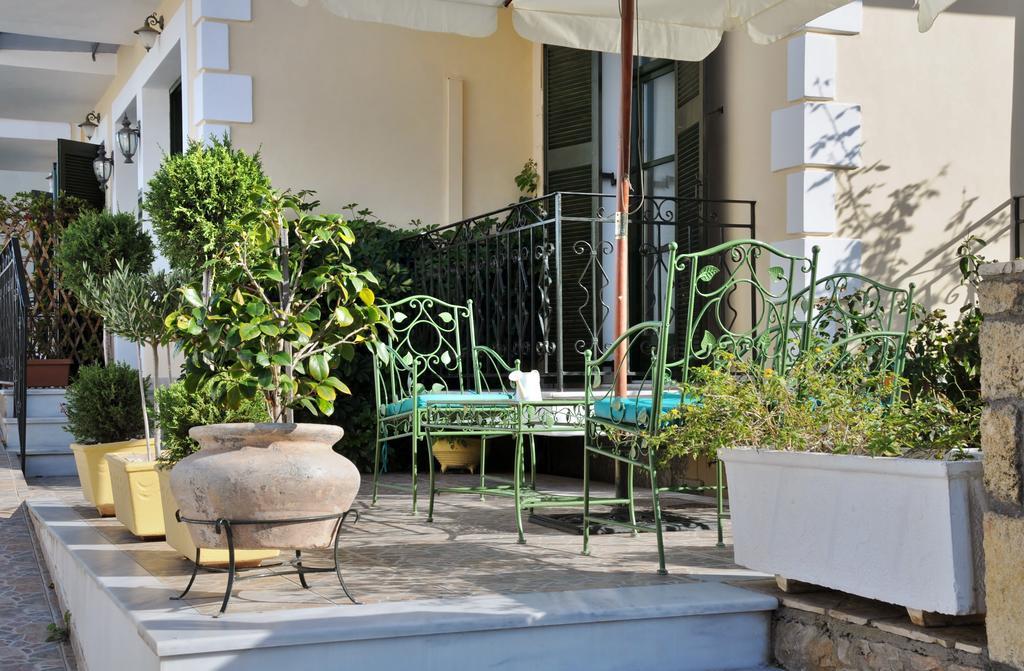 Aparthotel To Kastro Pilos Exterior foto